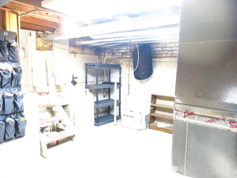 8809 Robin Dr, Des Plaines, IL 60016 photo 41