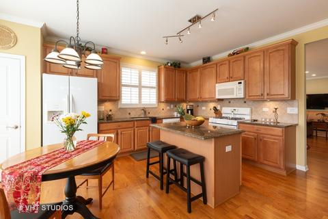 2531 Rolling Rdg, Elgin, IL 60124 photo 14