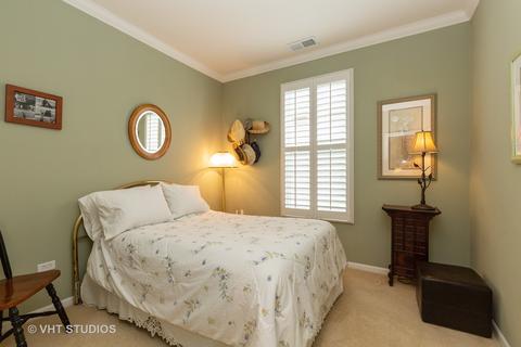 2531 Rolling Rdg, Elgin, IL 60124 photo 9