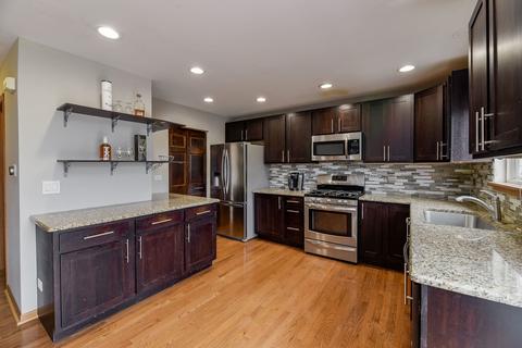 2308 Maple Ridge Dr, Plainfield, IL 60586 photo 5