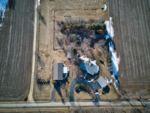 8415 Norris Ln, Capron, IL 61012 photo 21