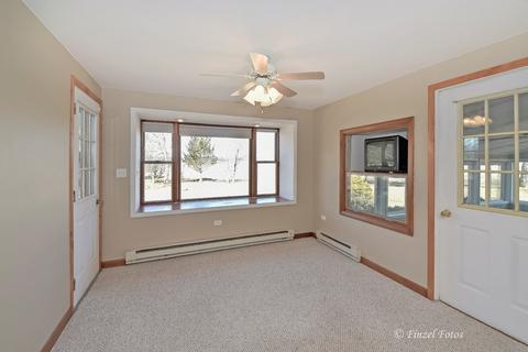 8415 Norris Ln, Capron, IL 61012 photo 7