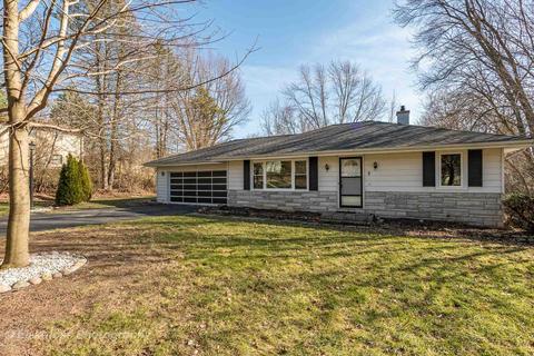 9 Walnut Ln, Algonquin, IL 60102 photo 1