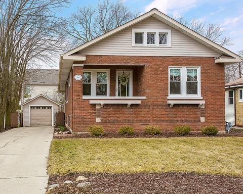 906 Webster Ave, Wheaton, IL 60187 photo 2