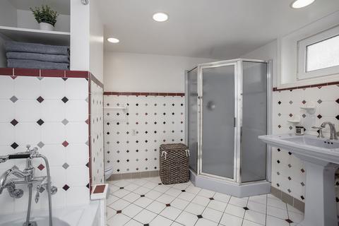 906 Webster Ave, Wheaton, IL 60187 photo 17