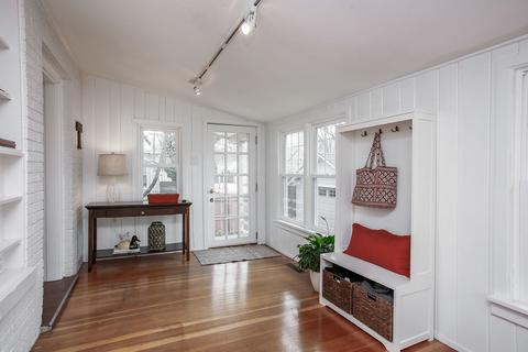 906 Webster Ave, Wheaton, IL 60187 photo 9
