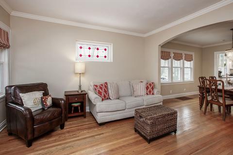 906 Webster Ave, Wheaton, IL 60187 photo 4