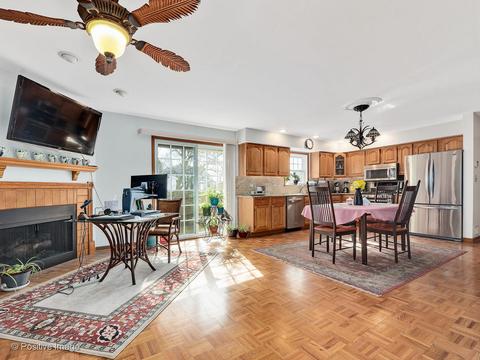 835 Faith Ln, Bartlett, IL 60103 photo 7