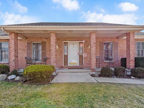 835 Faith Ln, Bartlett, IL 60103 photo 2