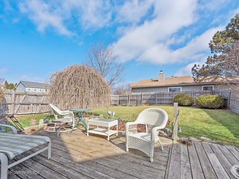 835 Faith Ln, Bartlett, IL 60103 photo 16