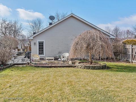 835 Faith Ln, Bartlett, IL 60103 photo 18
