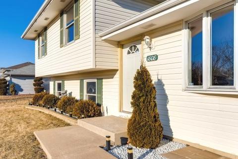1808 Winger Dr, Plainfield, IL 60586 photo 2
