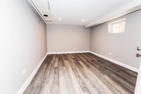 3534 W 71st Pl, Chicago, IL 60629 photo 17