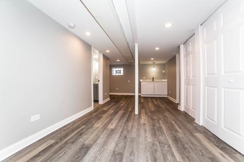 3534 W 71st Pl, Chicago, IL 60629 photo 18