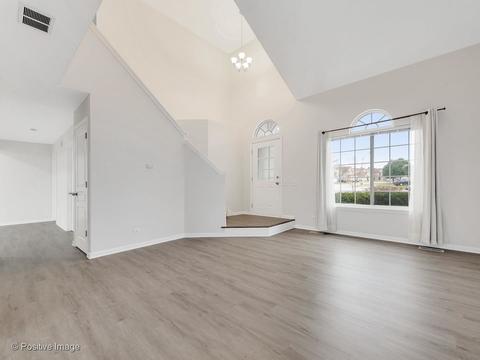492 Knoll Crest Dr, Bartlett, IL 60103 photo 7