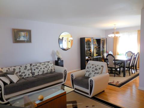 1215 Freeman Rd, Hoffman Estates, IL 60192 photo 6