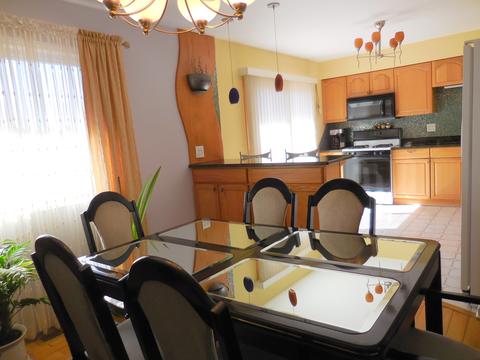 1215 Freeman Rd, Hoffman Estates, IL 60192 photo 9