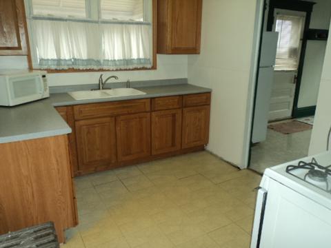 5413 S Hunt Ave, Summit, IL 60501 photo 4