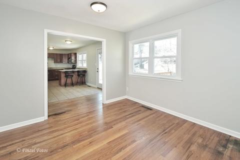 5019 Pistakee Dr, Mchenry, IL 60050 photo 8