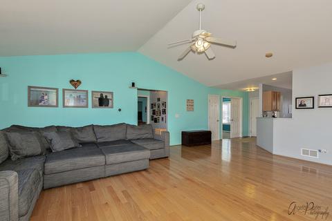 5414 Glenbrook Trl, Mchenry, IL 60050 photo 11