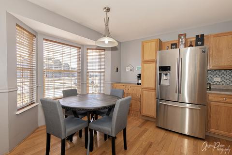 5414 Glenbrook Trl, Mchenry, IL 60050 photo 6