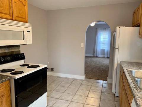 903 E Washington St, Pontiac, IL 61764 photo 3