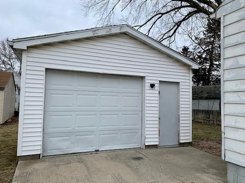 903 E Washington St, Pontiac, IL 61764 photo 12