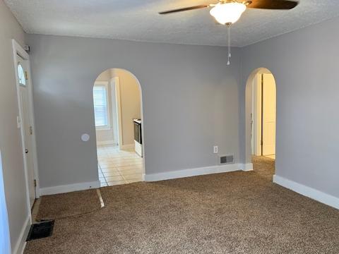 903 E Washington St, Pontiac, IL 61764 photo 4