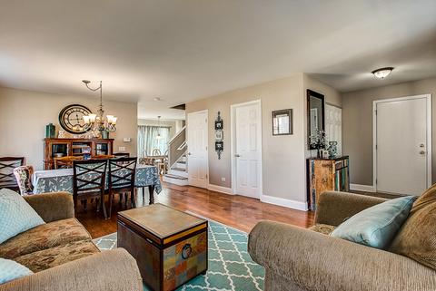 2708 Oasis Dr, Plainfield, IL 60586 photo 3