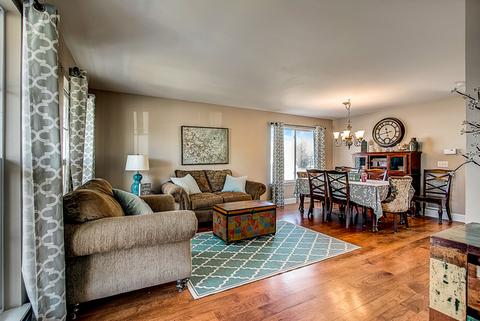 2708 Oasis Dr, Plainfield, IL 60586 photo 2