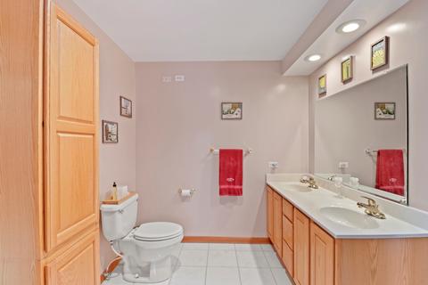 9100 Bartlett Ave, Brookfield, IL 60513 photo 15