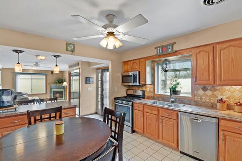 9100 Bartlett Ave, Brookfield, IL 60513 photo 6