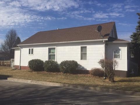 301 Richards St, Oglesby, IL 61348 photo 2