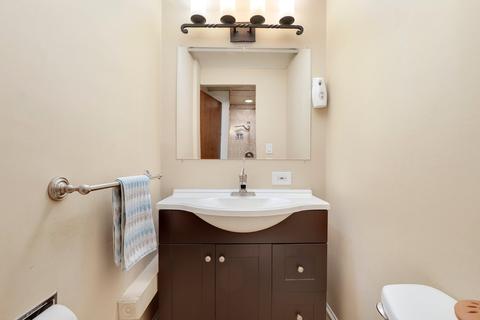 3205 Maple Ave, Berwyn, IL 60402 photo 17