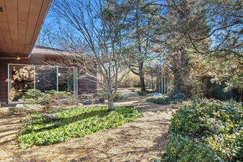 985 Elm Ridge Dr, Glencoe, IL 60022 photo 6
