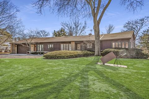 985 Elm Ridge Dr, Glencoe, IL 60022 photo 1