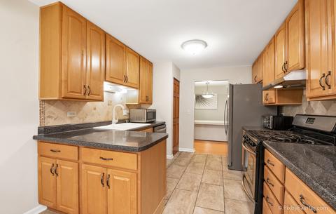 2960 Northampton Dr #A1, Rolling Meadows, IL 60008 photo 5