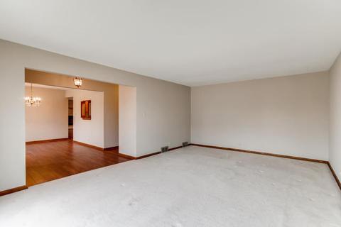 734 N 10th Ave, Addison, IL 60101 photo 4