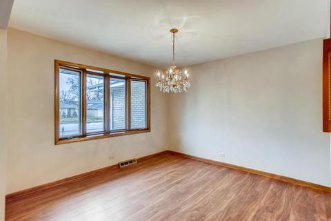 734 N 10th Ave, Addison, IL 60101 photo 6
