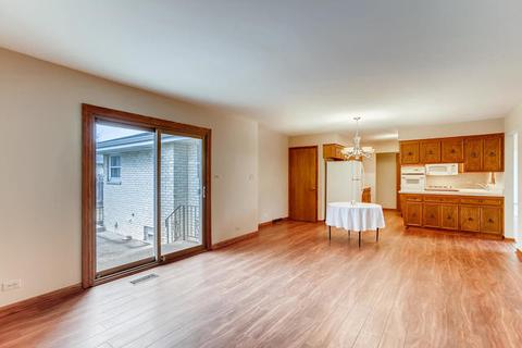 734 N 10th Ave, Addison, IL 60101 photo 13