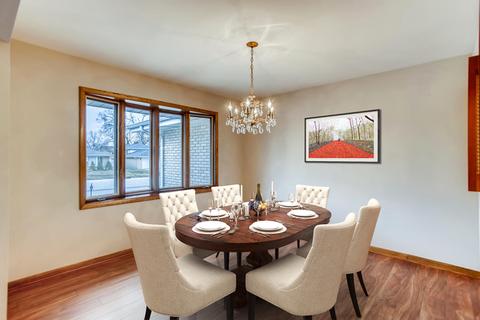 734 N 10th Ave, Addison, IL 60101 photo 7