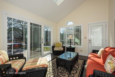 2031 Burnham Pl, Wheaton, IL 60189 photo 12