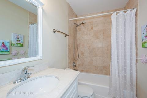 2031 Burnham Pl, Wheaton, IL 60189 photo 19