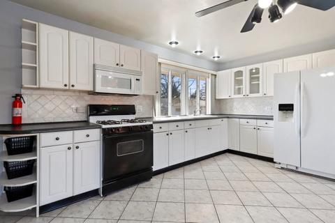 657 W Willow Gln, Addison, IL 60101 photo 6