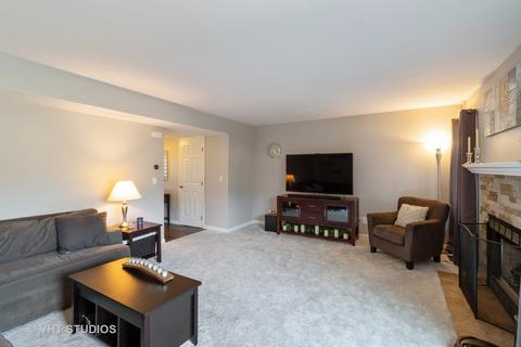 970 Old Oak Cir, Algonquin, IL 60102 photo 5