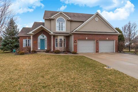 3002 Sable Oaks Rd, Bloomington, IL 61704 photo 1