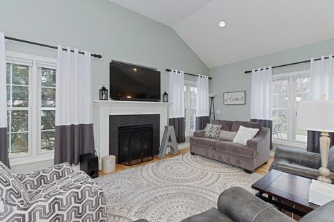 3002 Sable Oaks Rd, Bloomington, IL 61704 photo 7
