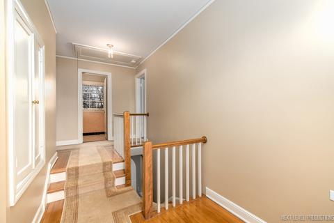 2000 Bennett Ave, Evanston, IL 60201 photo 16
