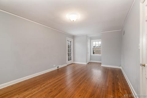 2000 Bennett Ave, Evanston, IL 60201 photo 17