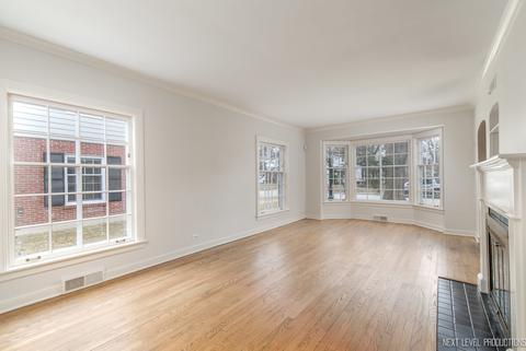 2000 Bennett Ave, Evanston, IL 60201 photo 10